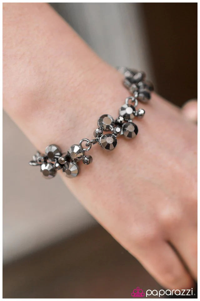 Pulsera Paparazzi ~ Old Hollywood - Negro