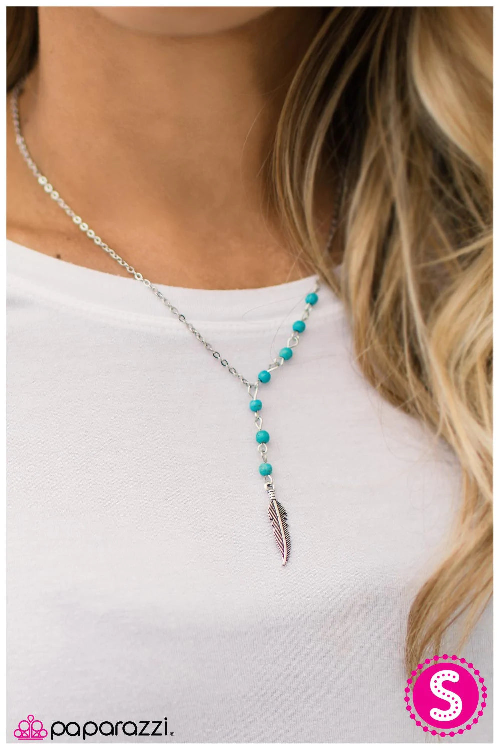 Paparazzi Necklace ~ Leaving The Nest - Blue