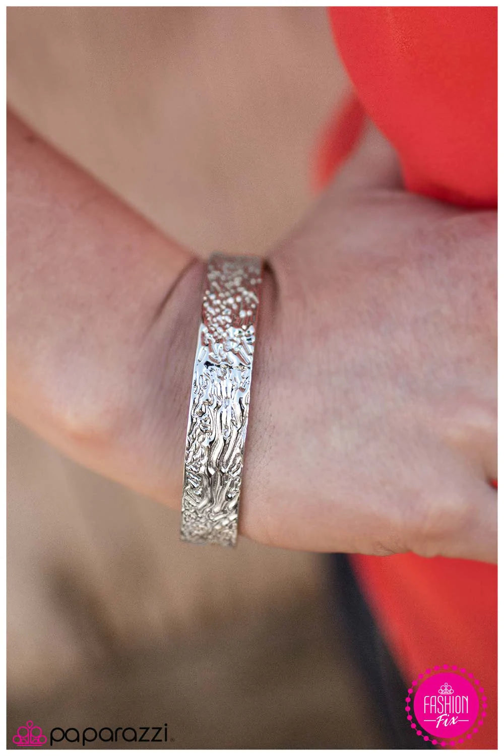 Paparazzi Bracelet ~ Slim Chance - Silver