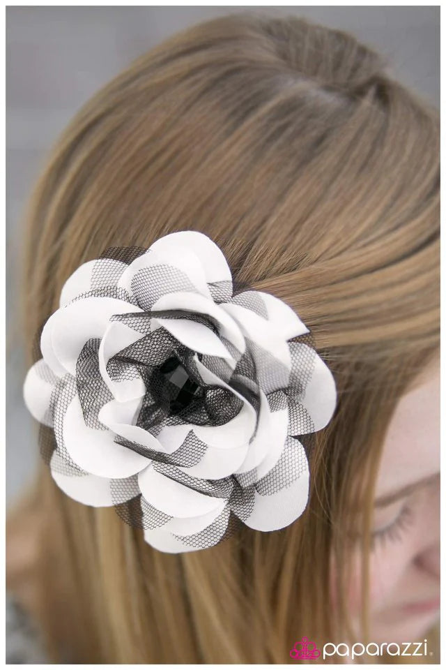 Paparazzi Hair Accessories ~ Time to Bid Adieu - White