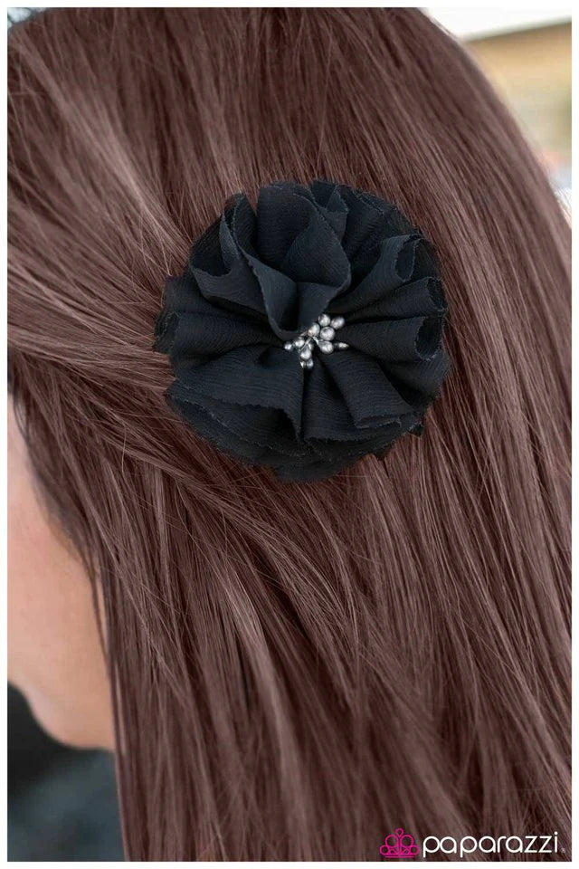 Paparazzi Hair Accessories ~ A Clean Slate - Black
