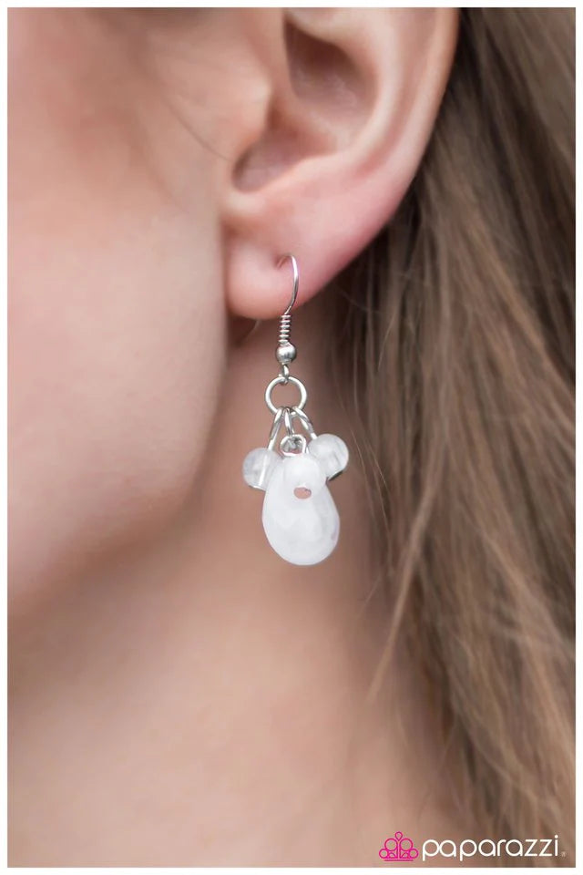 Paparazzi Earring ~ A Secret Wish - White
