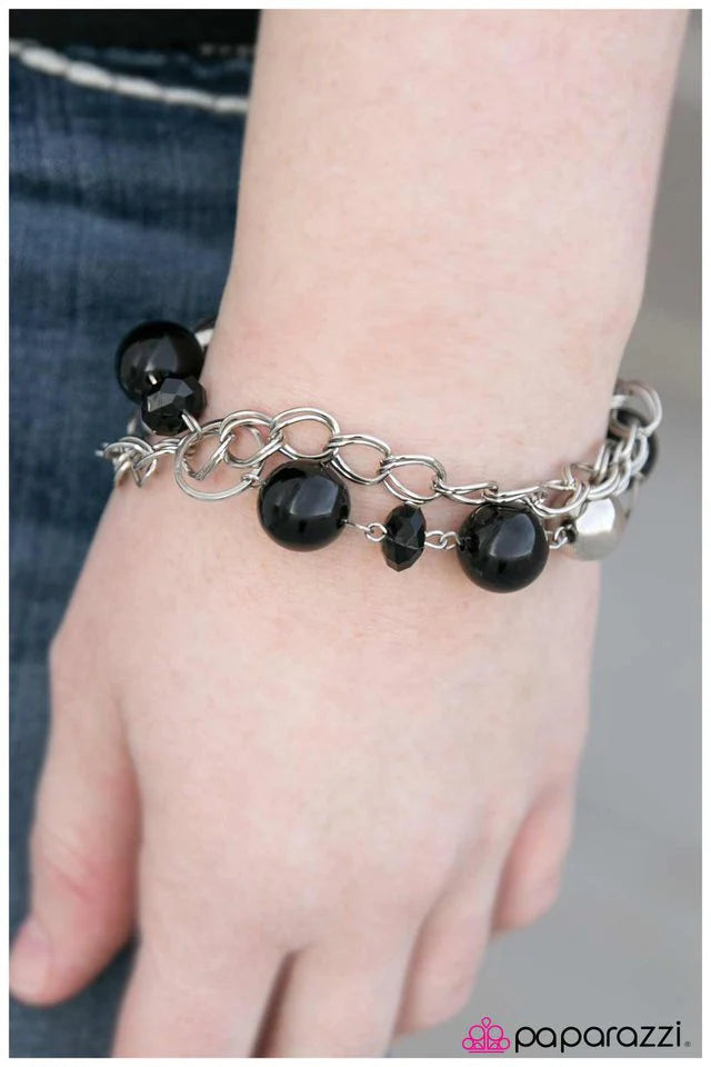 Paparazzi Bracelet ~ One Of The Classics - Black