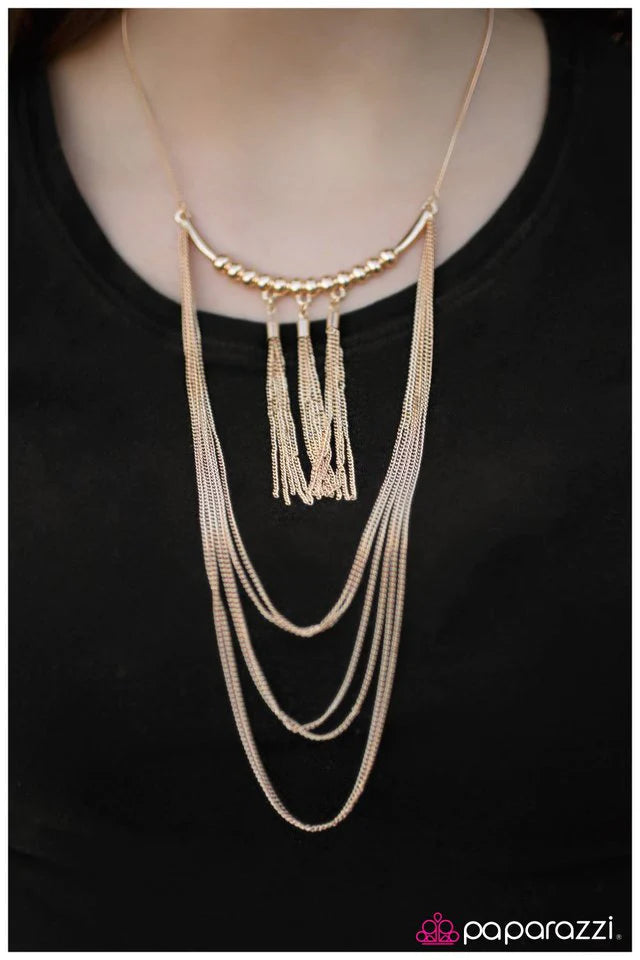 Paparazzi Necklace ~ The Elitist - Gold