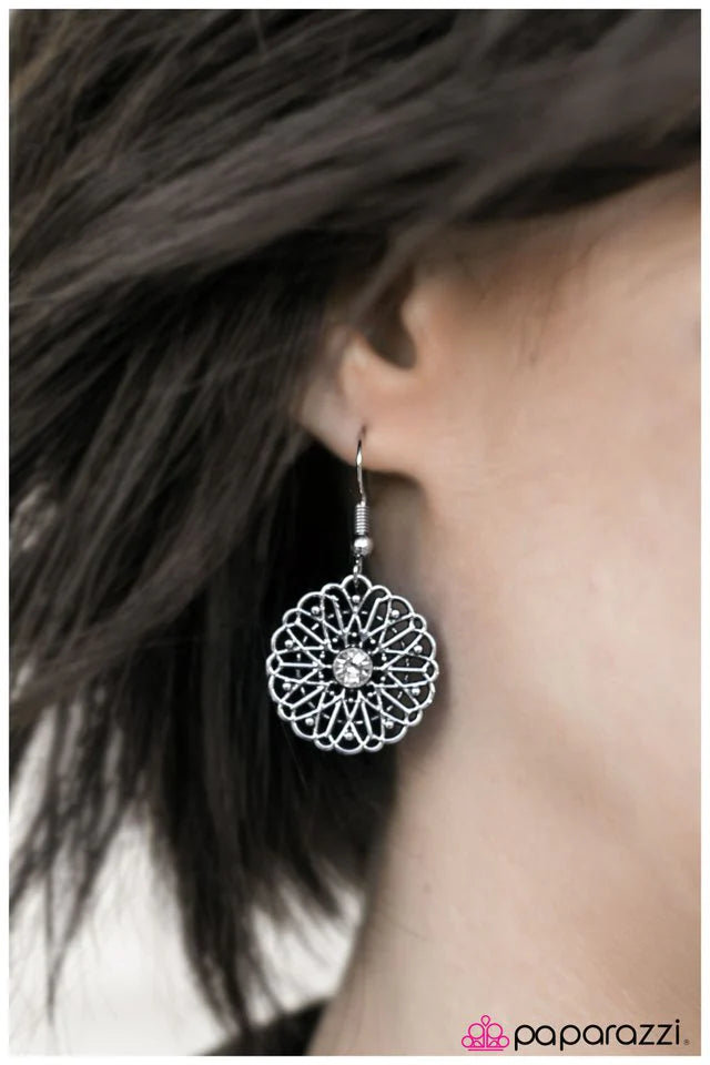 Pendiente Paparazzi ~ Take Me Sailing - Blanco