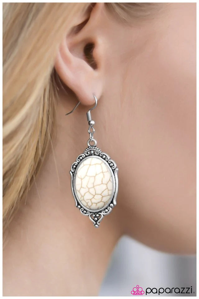 Paparazzi Earring ~ The Grand Ole Opry - White