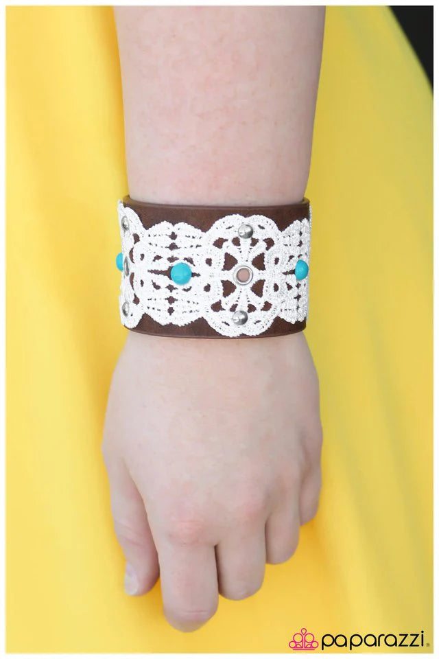 Pulsera Paparazzi ~ La Vaquera de al Lado - Azul