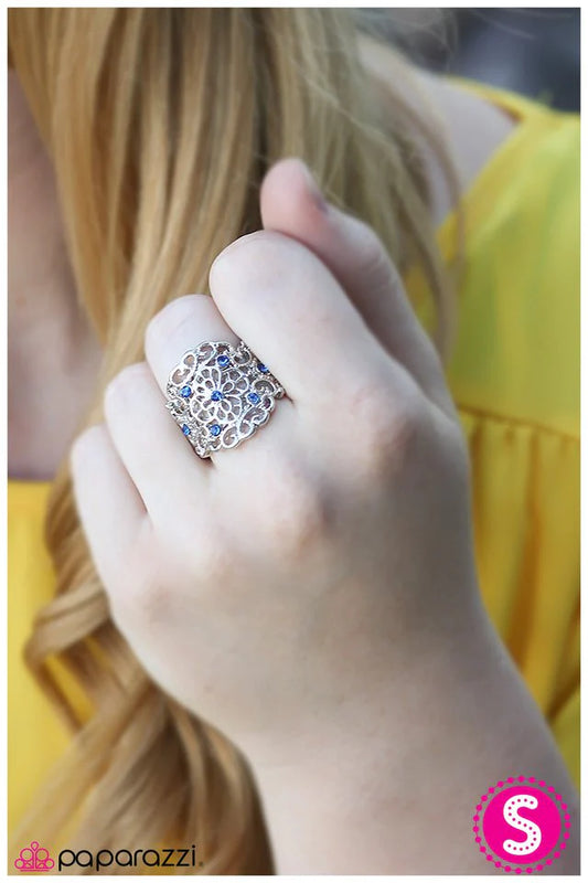 Paparazzi Ring ~ With A Twist - Blue
