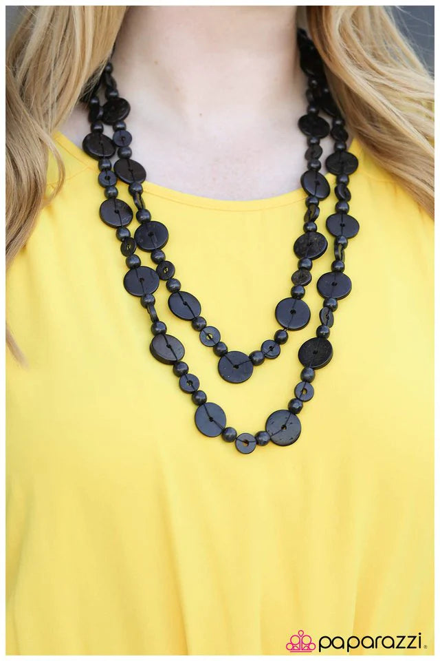 Collar Paparazzi ~ Into The Woods - Negro