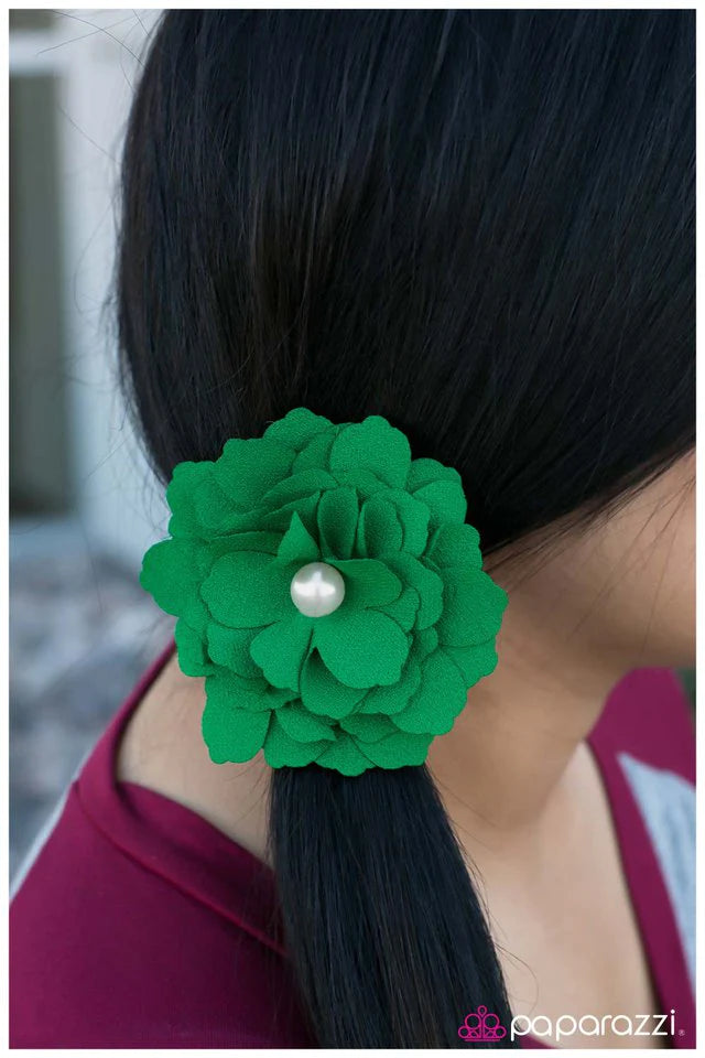 Paparazzi Hair Accessories ~ He Loves Me - Green