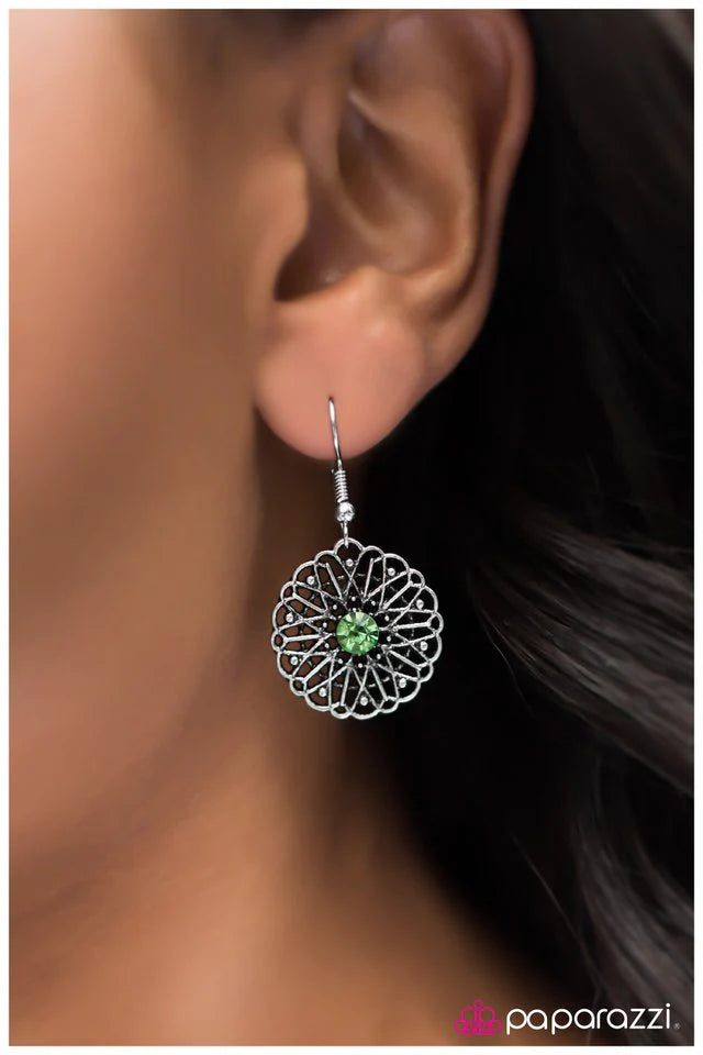 Paparazzi Earring ~ Take Me Sailing - Green