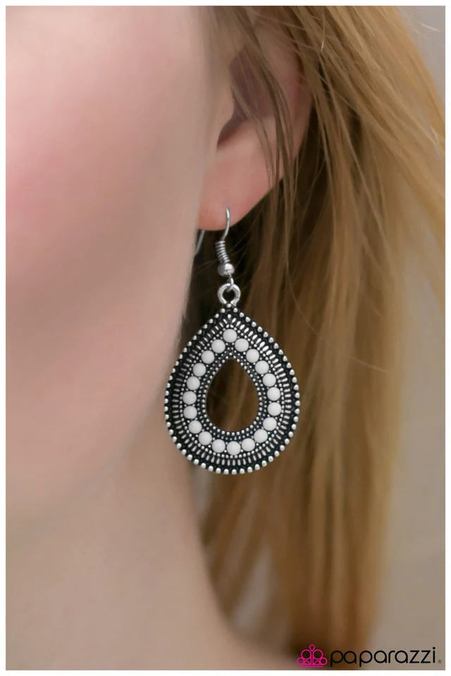 Paparazzi Earring ~ Beauty and The BEAD - White