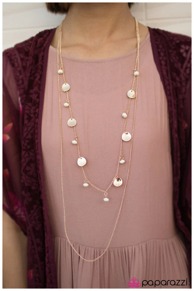 Paparazzi Necklace ~ The Hustle - Gold