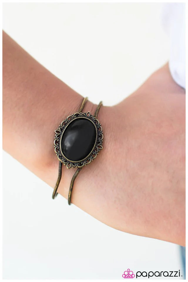 Pulsera Paparazzi ~ The Grand View - Negro