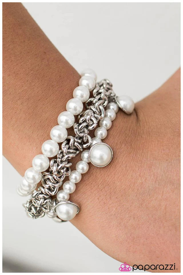 Pulsera Paparazzi ~ Audición privada - Blanca