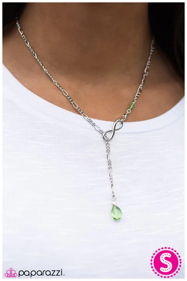 Collar Paparazzi ~ Si el mañana nunca llega - Verde