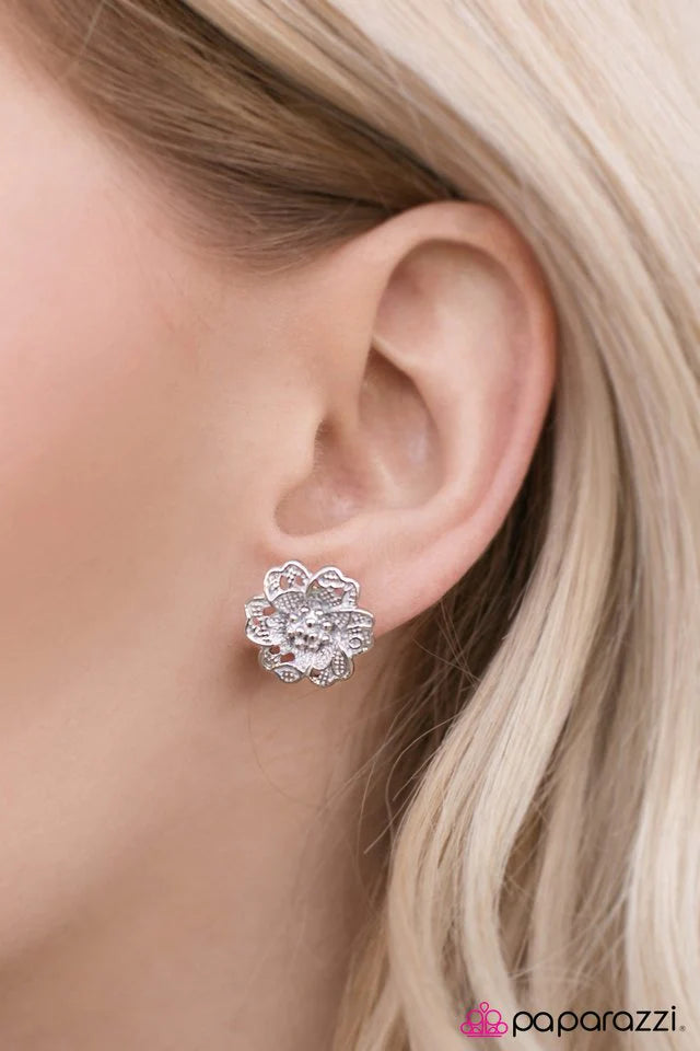 Paparazzi Earring ~ Pretty Little Thing - White