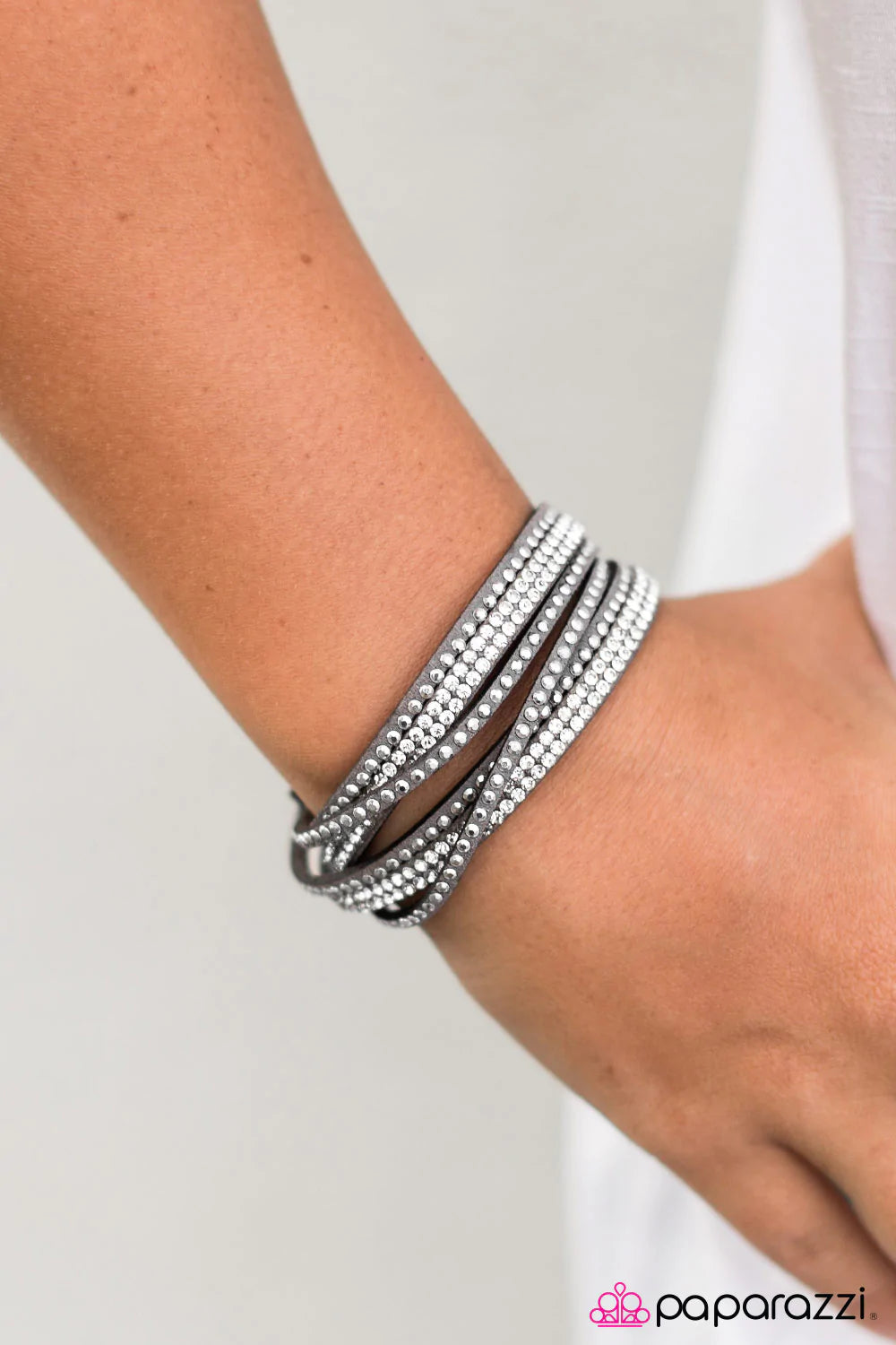 Paparazzi Bracelet ~ Slim Pickings - Silver