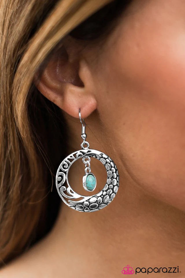 Paparazzi Earring ~ What An Animal! - Blue