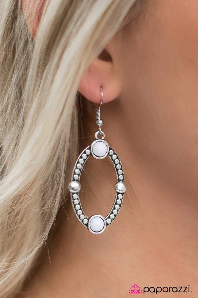 Paparazzi Earring ~ Fox Hollow - White
