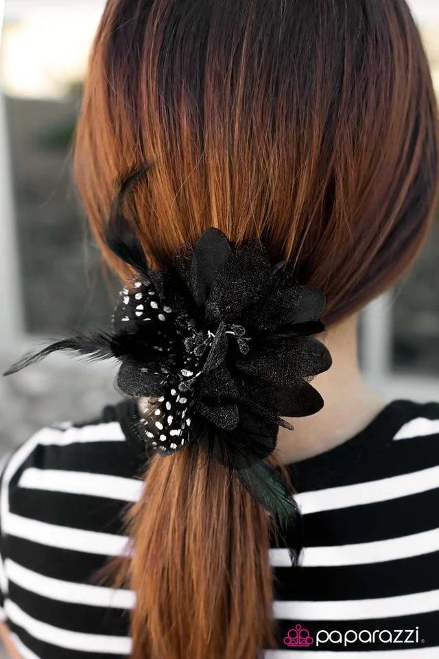 Paparazzi Hair Accessories ~ Flair For The Fantastic - Black