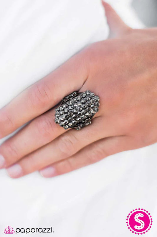 Paparazzi Ring ~ You Can Call Me Queen Bee - Black