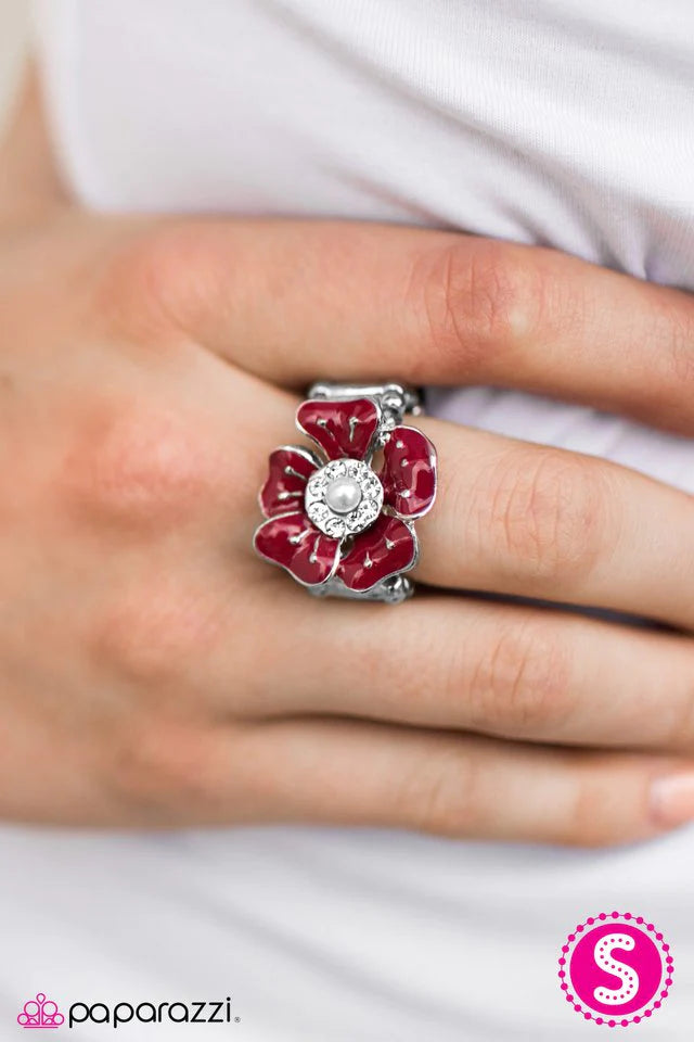 Anillo Paparazzi ~ Mine All Mine - Rojo