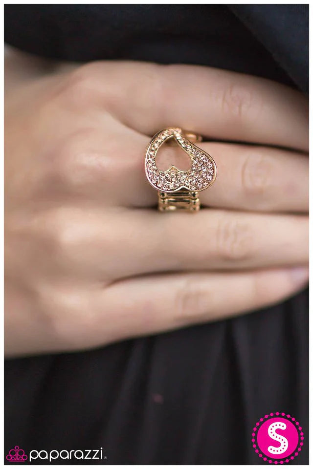 Anillo Paparazzi ~ Todas mis mujeres solteras - Oro