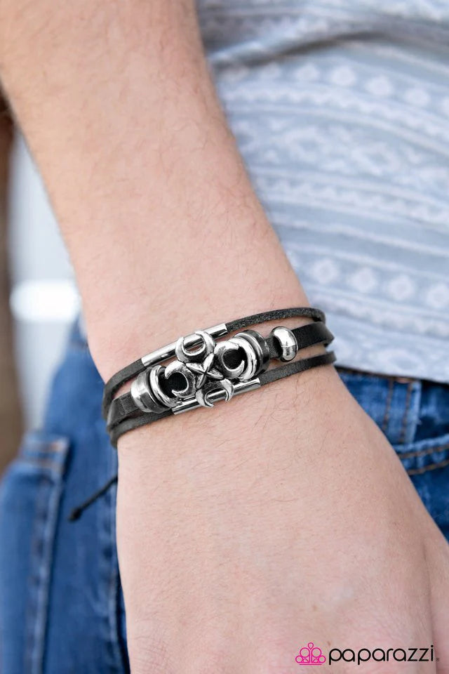 Pulsera Paparazzi ~ Strike Back - Negra