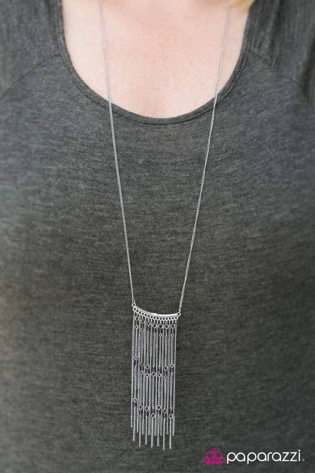 Collar Paparazzi ~ Abre la cortina - Púrpura