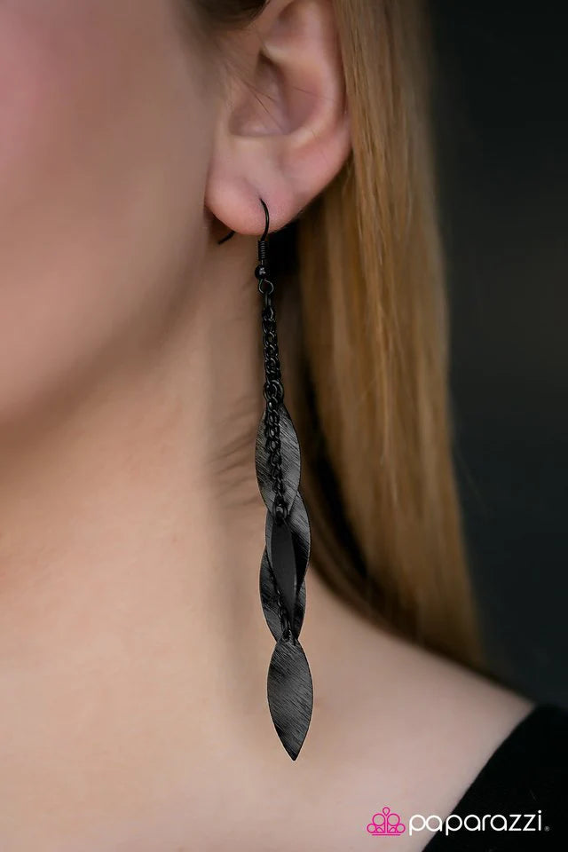 Paparazzi Earring ~ Afterglow - Black
