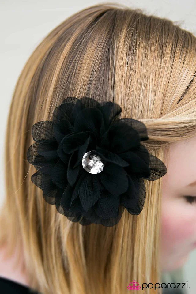 Paparazzi Hair Accessories ~ Here Comes the Bride - Black