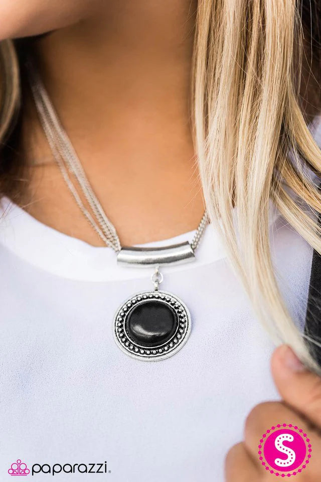 Collar de paparazzi: debería haber sido un vaquero - Negro