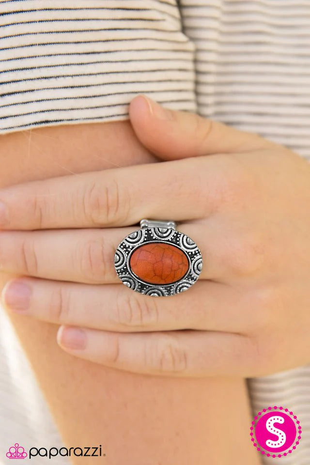 Anillo Paparazzi ~ Dune Chaser - Naranja
