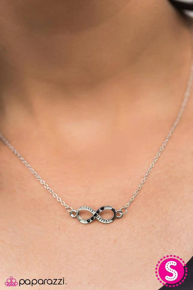 Paparazzi Necklace ~ Perfect Timing - Black