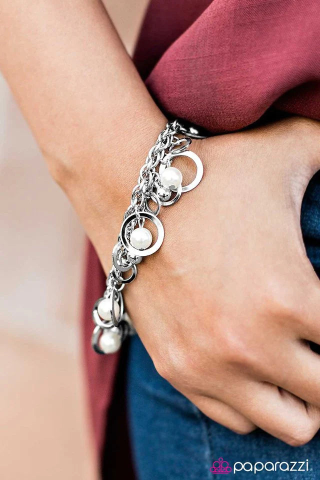 Paparazzi Bracelet ~ Cosmic Cover Girl - White