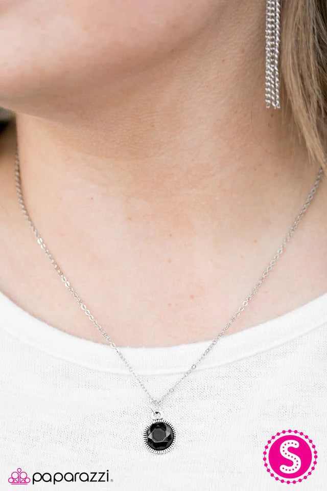 Paparazzi Necklace ~ Final Masterpiece - Black