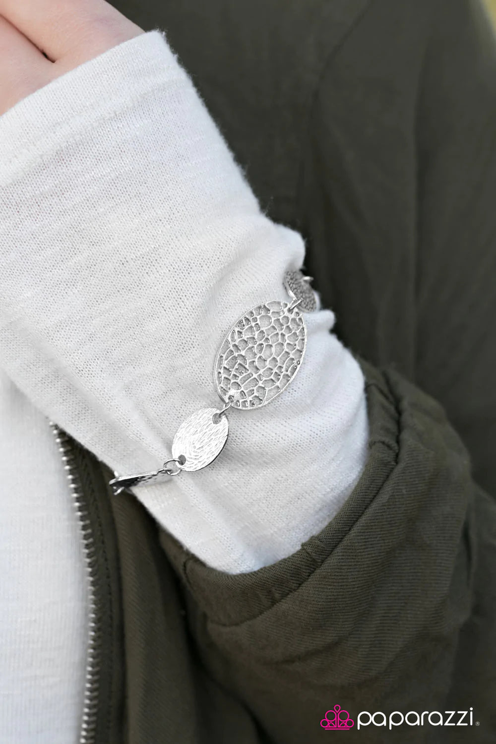 Paparazzi Bracelet ~ Divine Nature - Silver