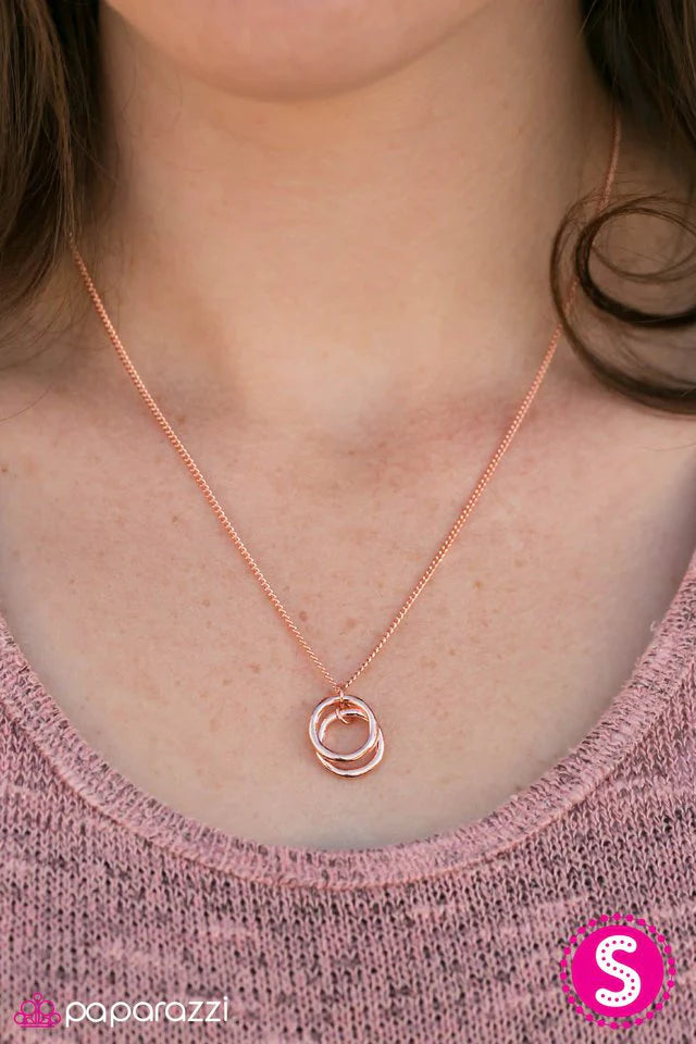 Collar Paparazzi ~ Todo está en calma, todo está brillante - Cobre