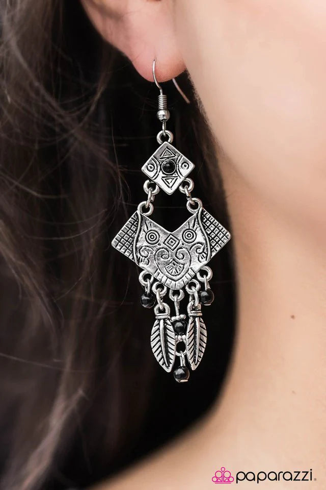 Pendiente Paparazzi ~ Música Soul - Negro