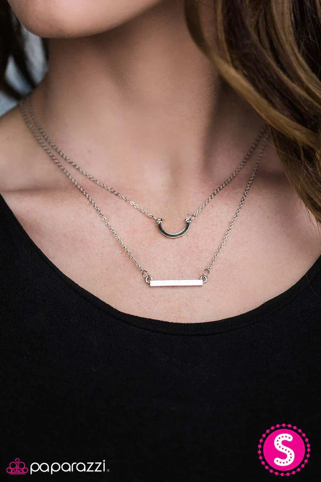 Paparazzi Necklace ~ Lucky Streak - Silver