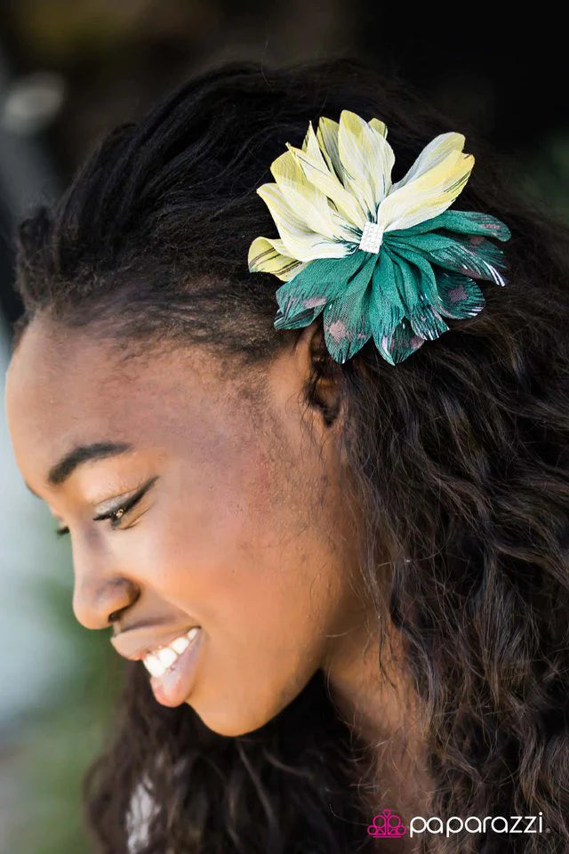 Paparazzi Hair Accessories ~ BUSTLE and Flow - Green