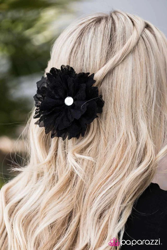 Paparazzi Hair Accessories ~ Best LACE Forward - Black