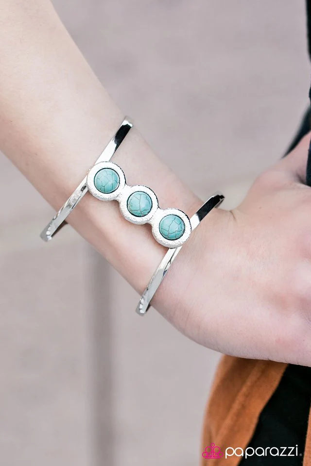 Pulsera Paparazzi ~ Aire de montaña - Azul