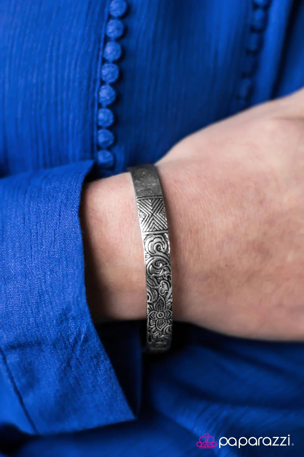 Paparazzi Bracelet ~ Garden Grandeur - Silver