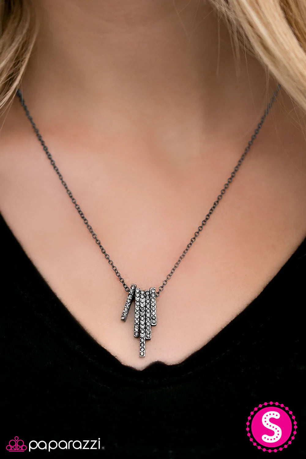 Paparazzi Necklace ~ Urban Scene - Black