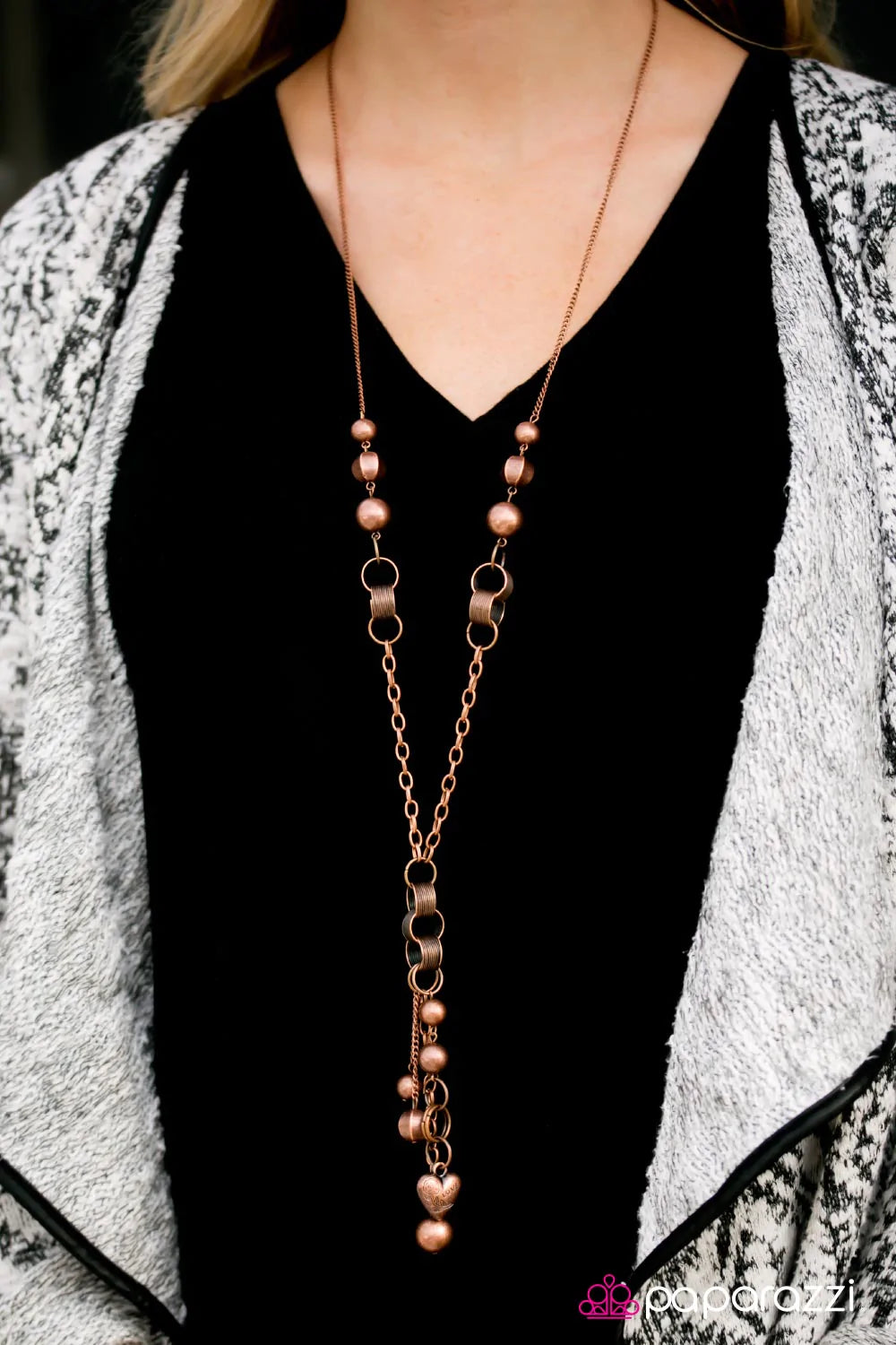 Collar Paparazzi ~ Conexión instantánea - Cobre