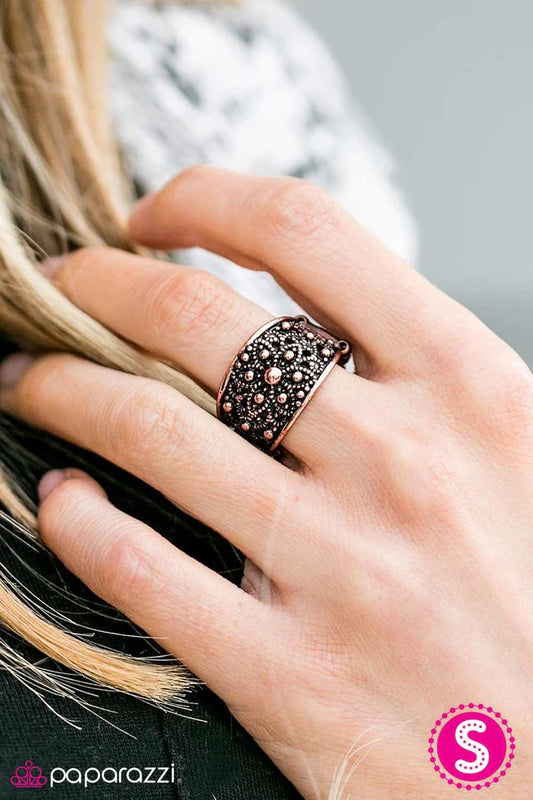 Paparazzi Ring ~ I Must Have Flowers - Copper