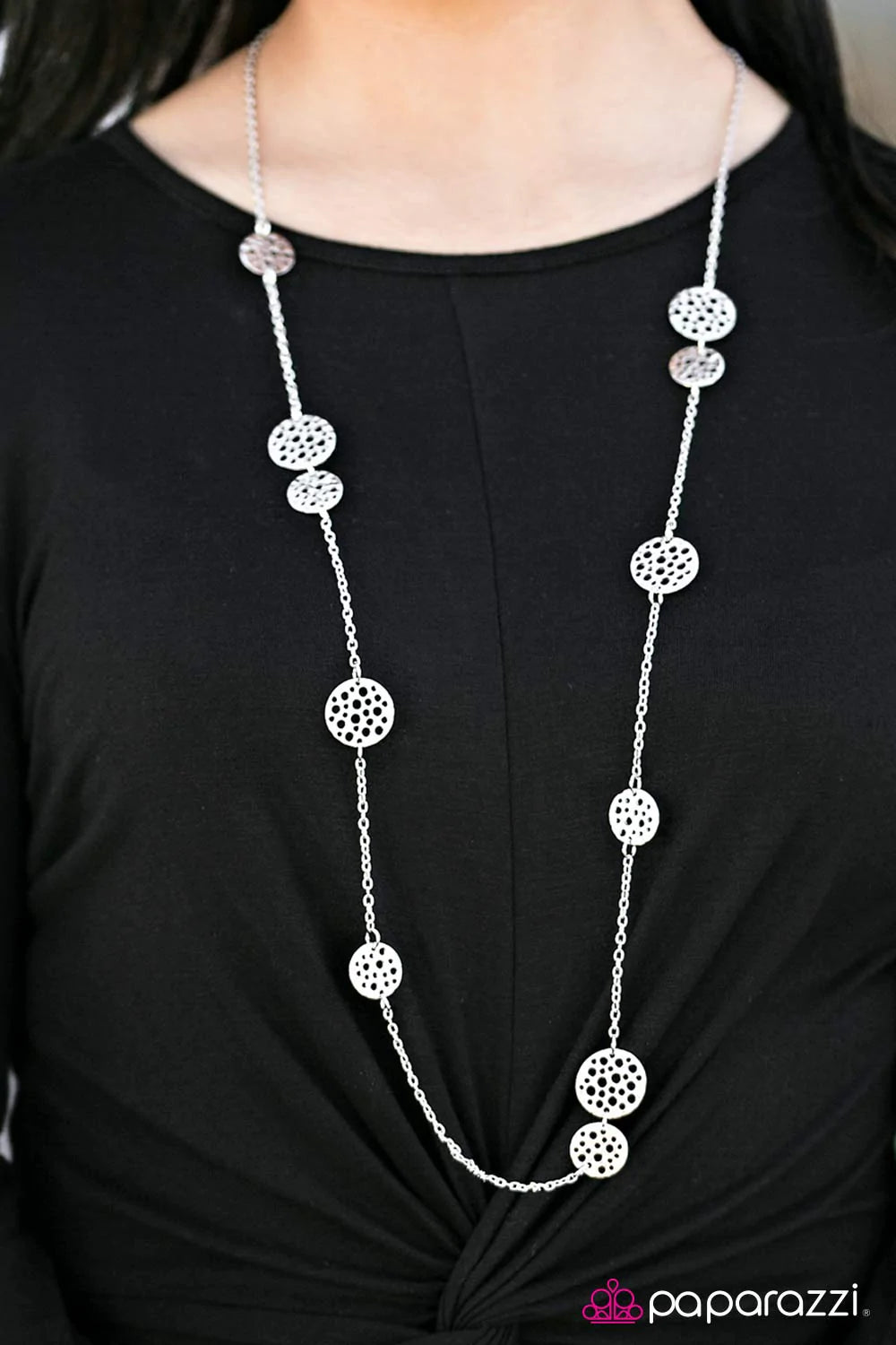 Paparazzi Necklace ~ The HOLEY Grail - Silver