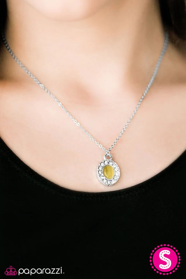 Paparazzi Necklace ~ Moon Garden - Yellow
